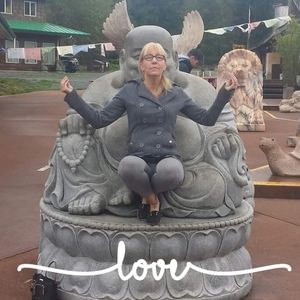 Meet your Posher, Stacey